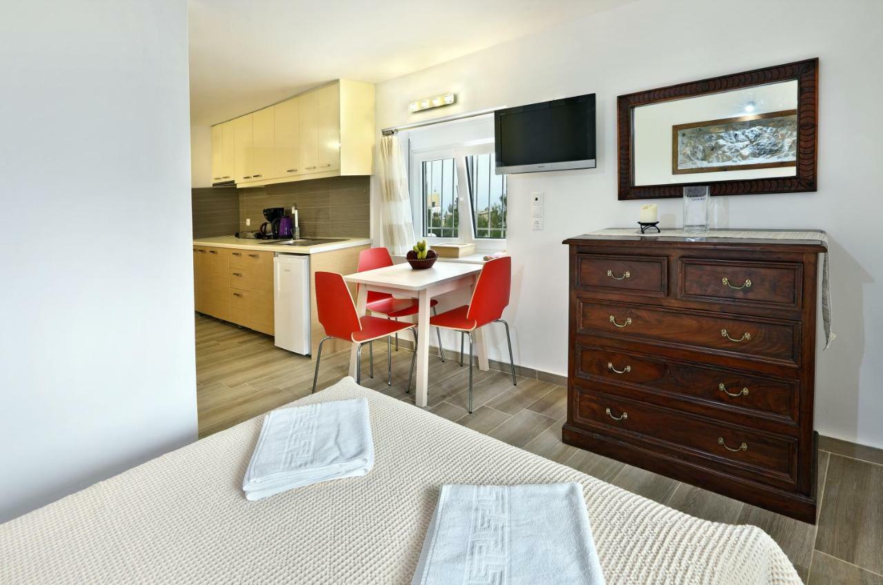 Anatolí Villa M - Villa With Private Pool And Yard מראה חיצוני תמונה